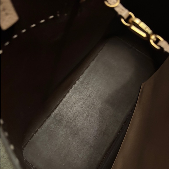 Tory Burch Tan Tote Bag - Picture 5 of 12